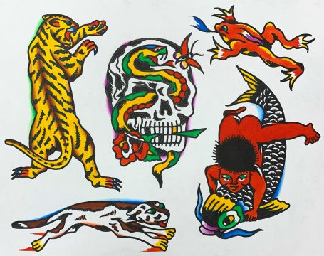 Bunte Tätowierungen von Tieren, einem Schädel und einer Person im actionreichen Stil.