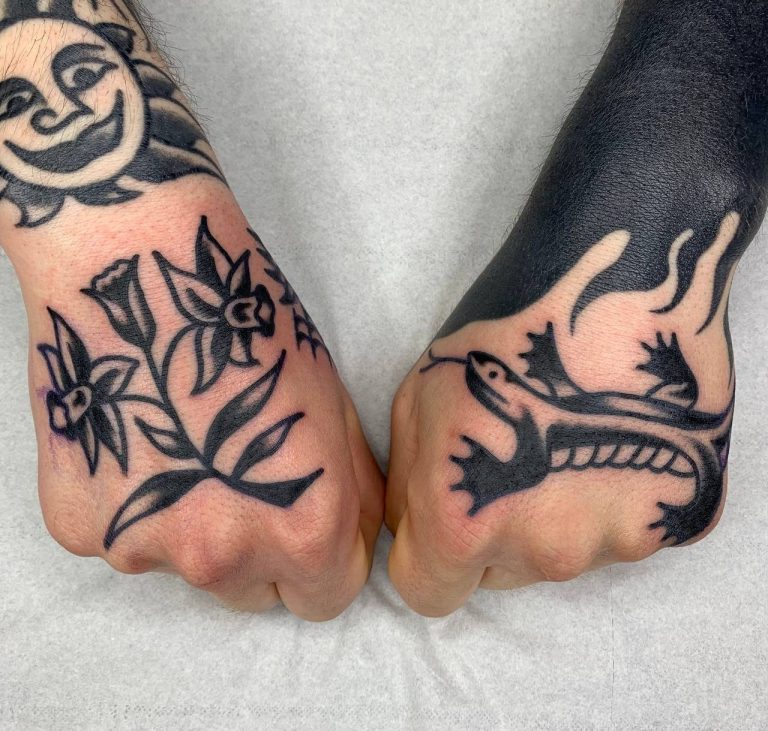Traditional tattoo Berlin – Tattoos by Mariano – traditional tattoos on an arm