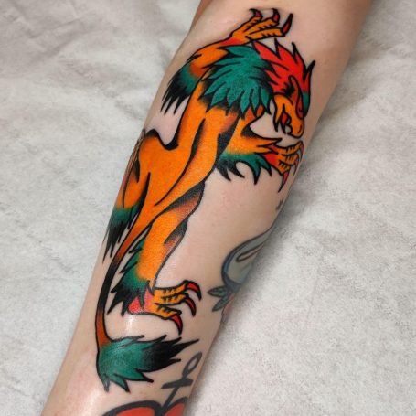 Traditional tattoo Berlin – Tattoos by Mariano – a chimera inspired by the traditional tattoo design of a crawling panther